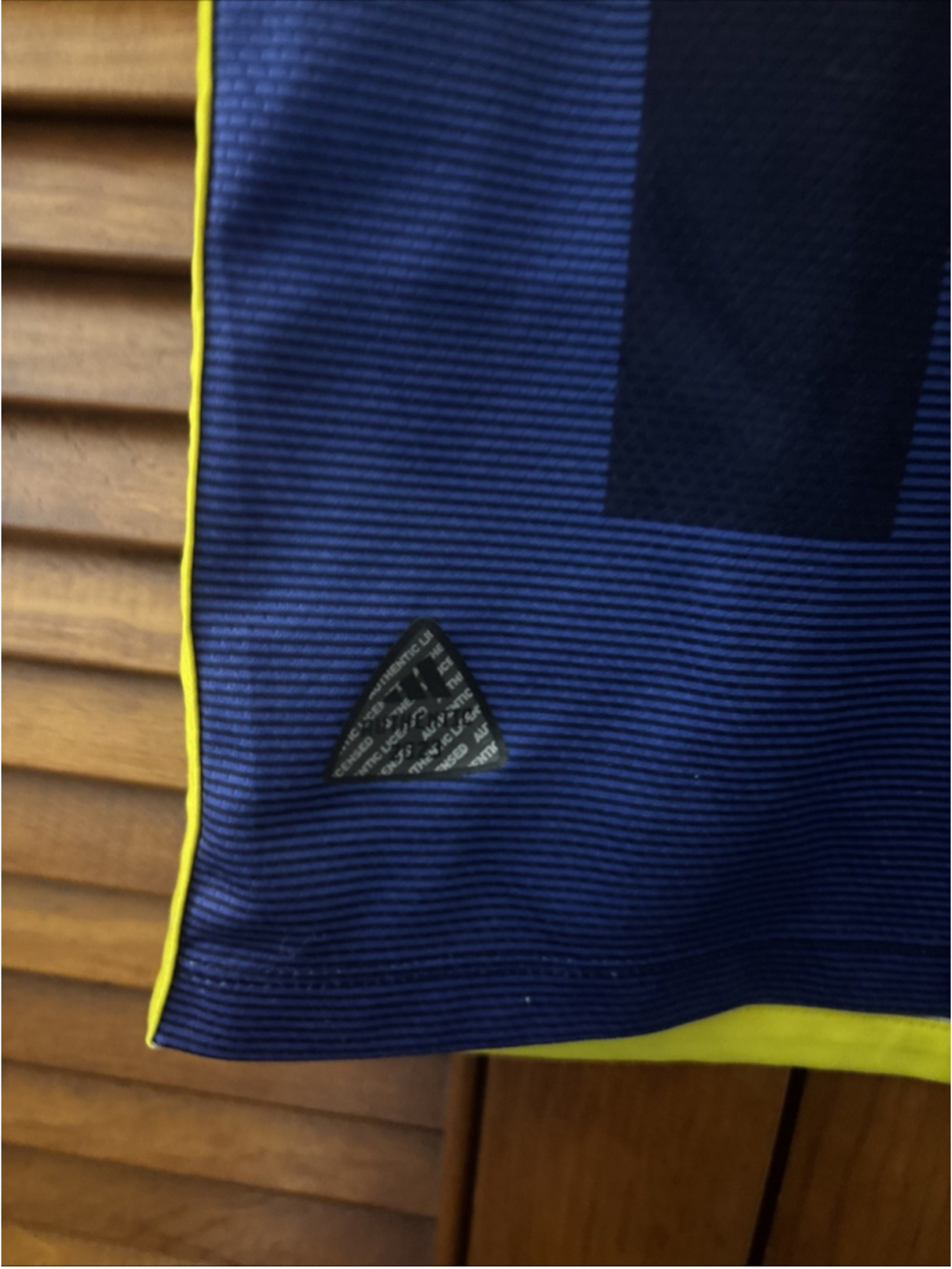 Club Atletico Boca Juniors CABJ Betsson Adidas Soccer Jersey #10 Cavani Size S 8 - Picture 2 of 7
